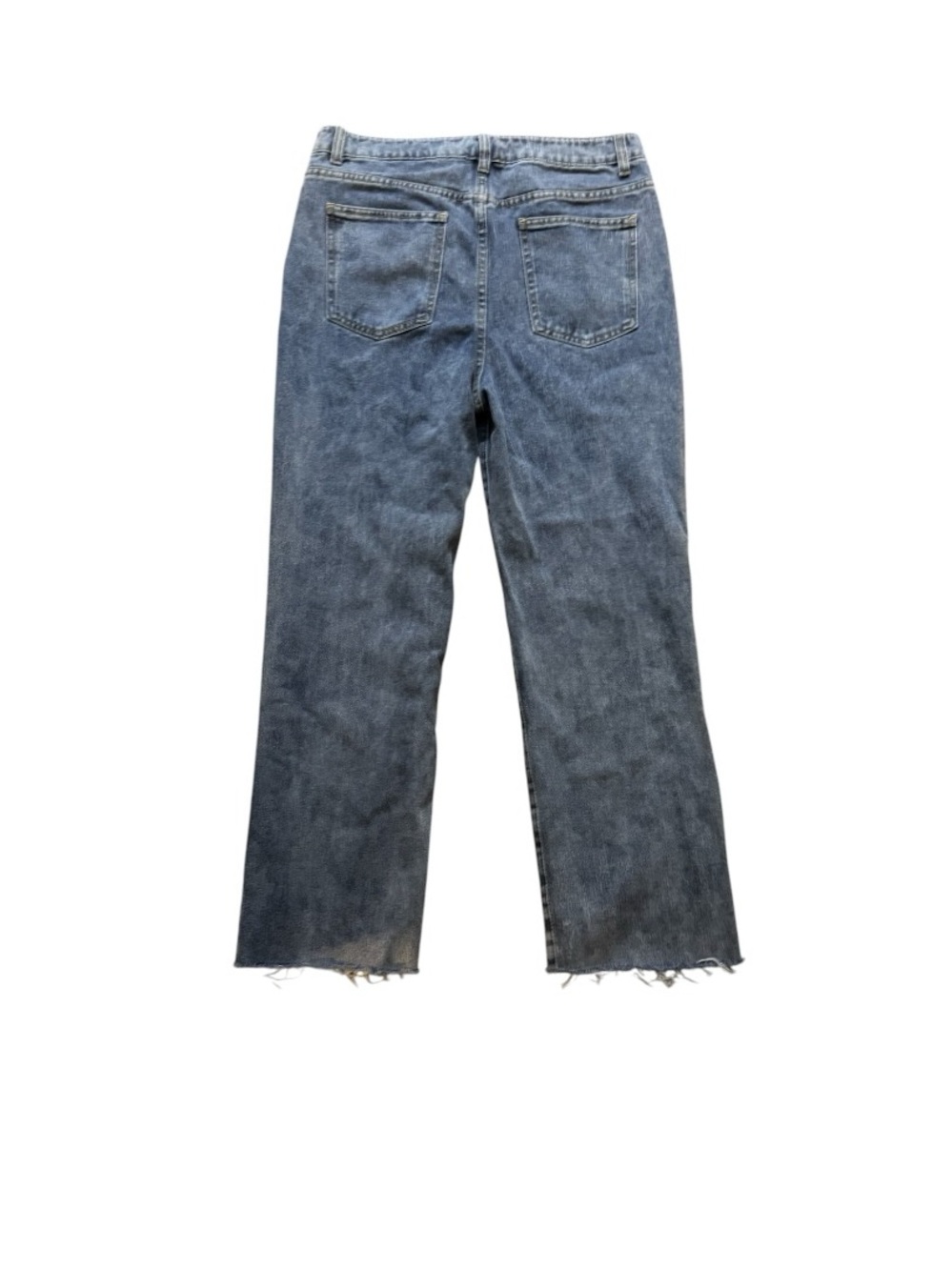 PrettyLittleThing Mid-Rise Straight Leg Jeans in Washed Blue - Picture 2 of 6